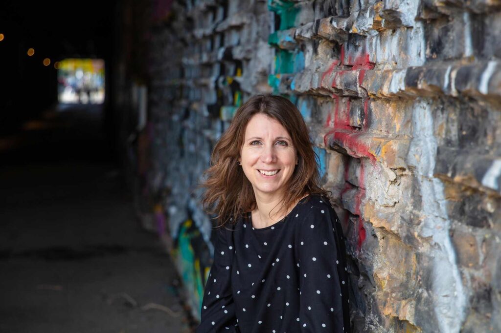 Pia Hoffmann - Letterconfetti - Ik zoek een vertaling naar hetDuits - Ik wil een tekst in het Duits laten vertalen